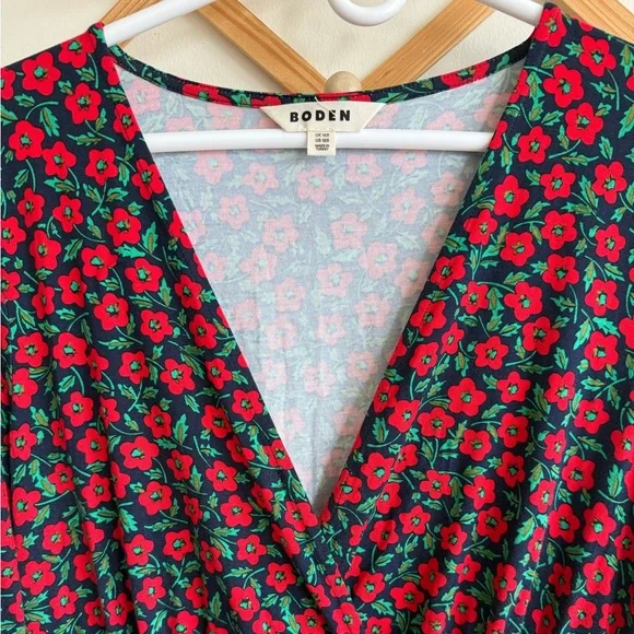 Boden Willow Jersey Floral Vneck Dress - Picture 4 of 4